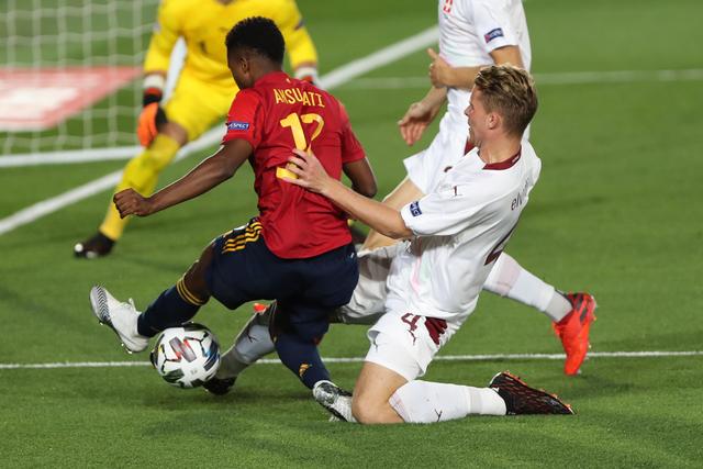 大运部分篮球比赛为何没直播 大运办给出解释